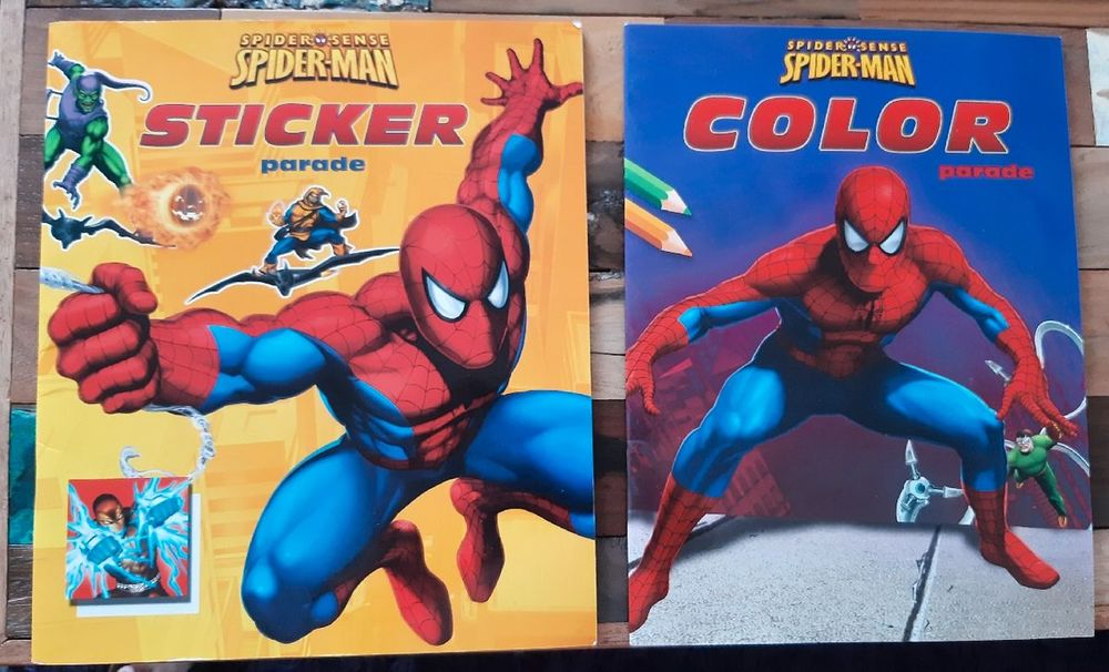 SPIDEREMAN - Horloge + livres Mobilier enfants