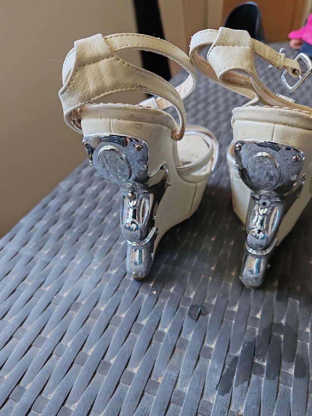 chaussures talons haut metal Chaussures