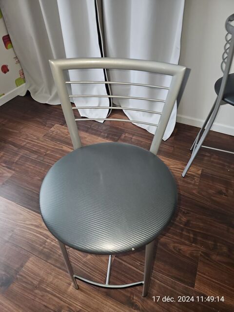 4 CHAISES CUISINE HAUTEUR 120 Saint-Max (54)