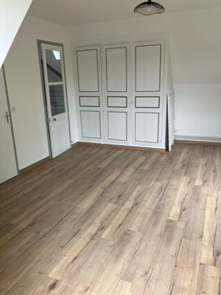  Appartement à louer 1 pièce 30 m²