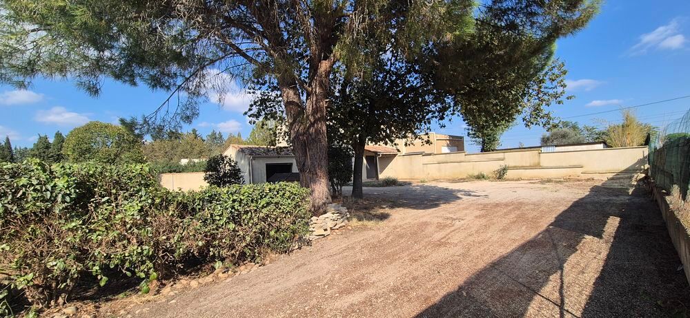 Vente Maison Particulier une maison de campagne terrain de 759 m2 Aimargues