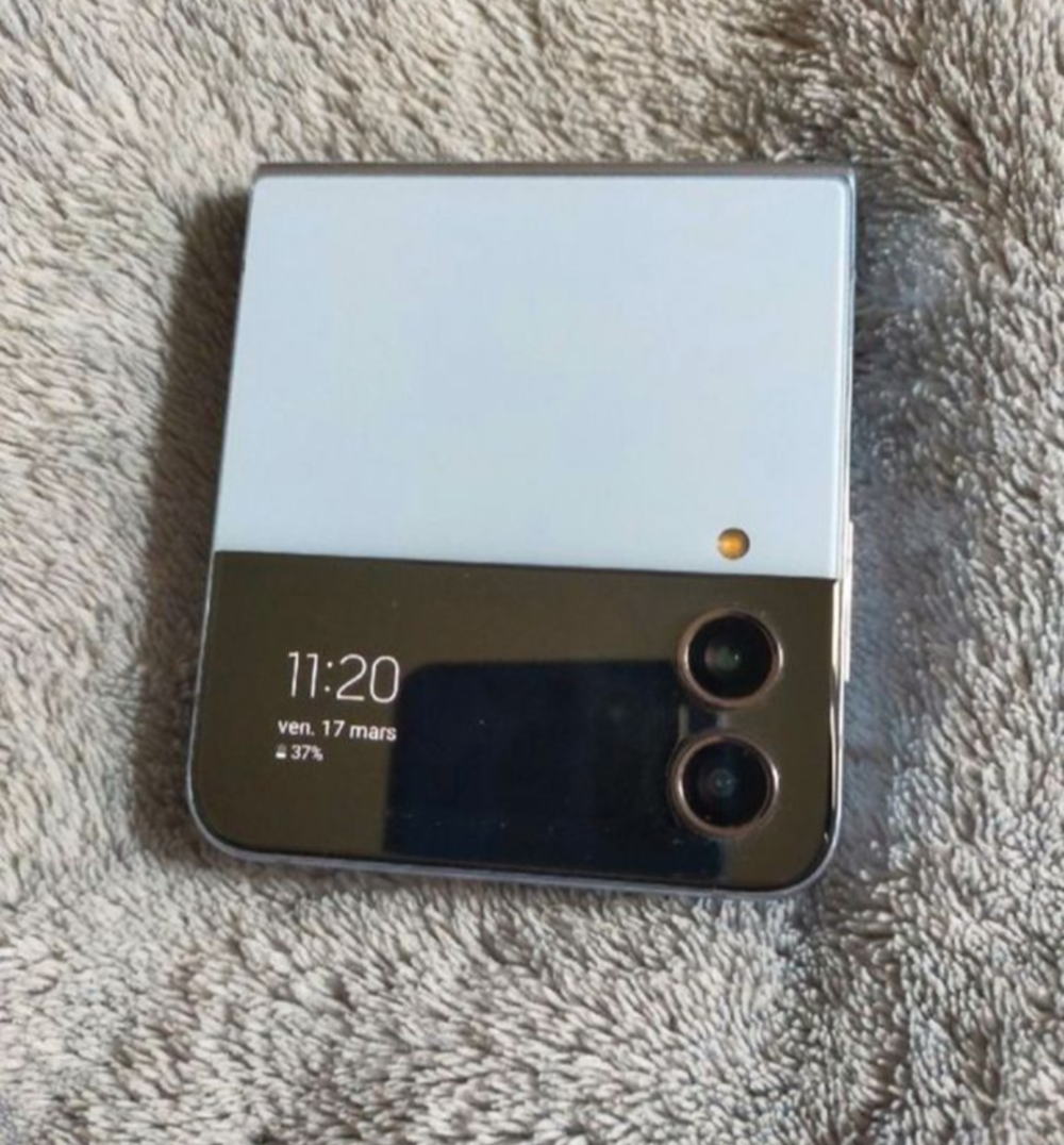 Z flip4 bleu 512 gb Téléphones et tablettes