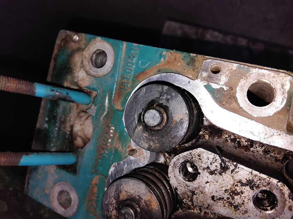   CULASSE MWM D 327 