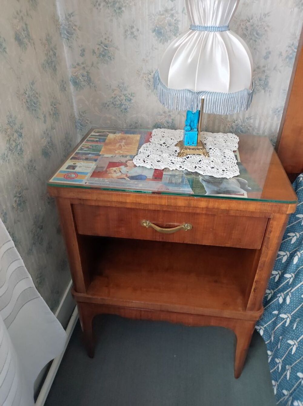 Chambre ancienne Meubles