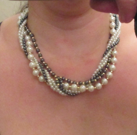 Collier cinq rangs de fausses perles entrelacs 5 Herblay (95)