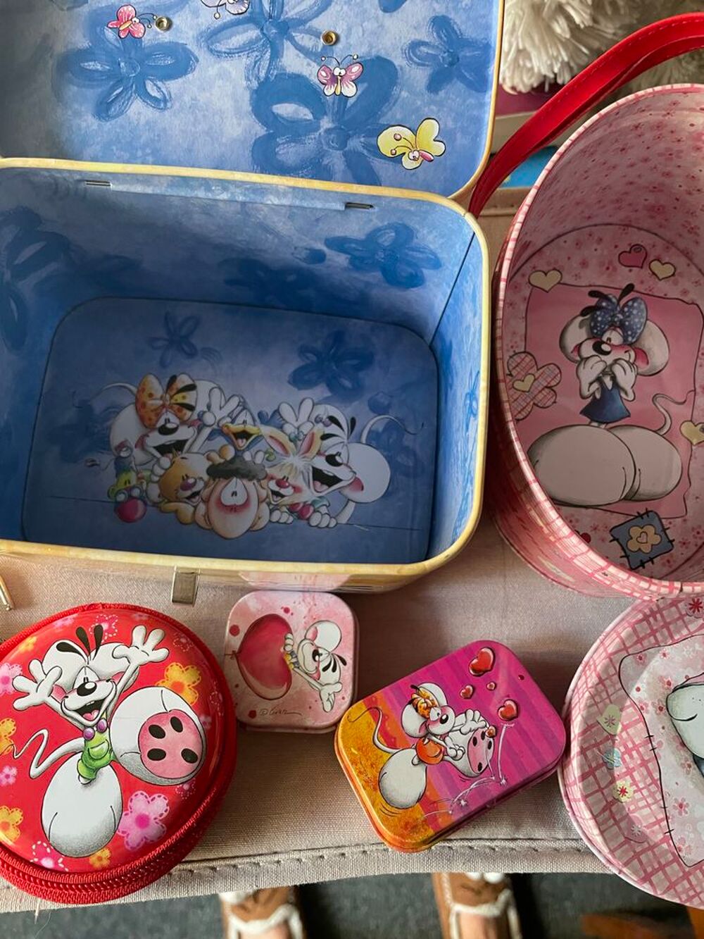 Lot bo&icirc;tes en m&eacute;tal Diddl Jeux / jouets