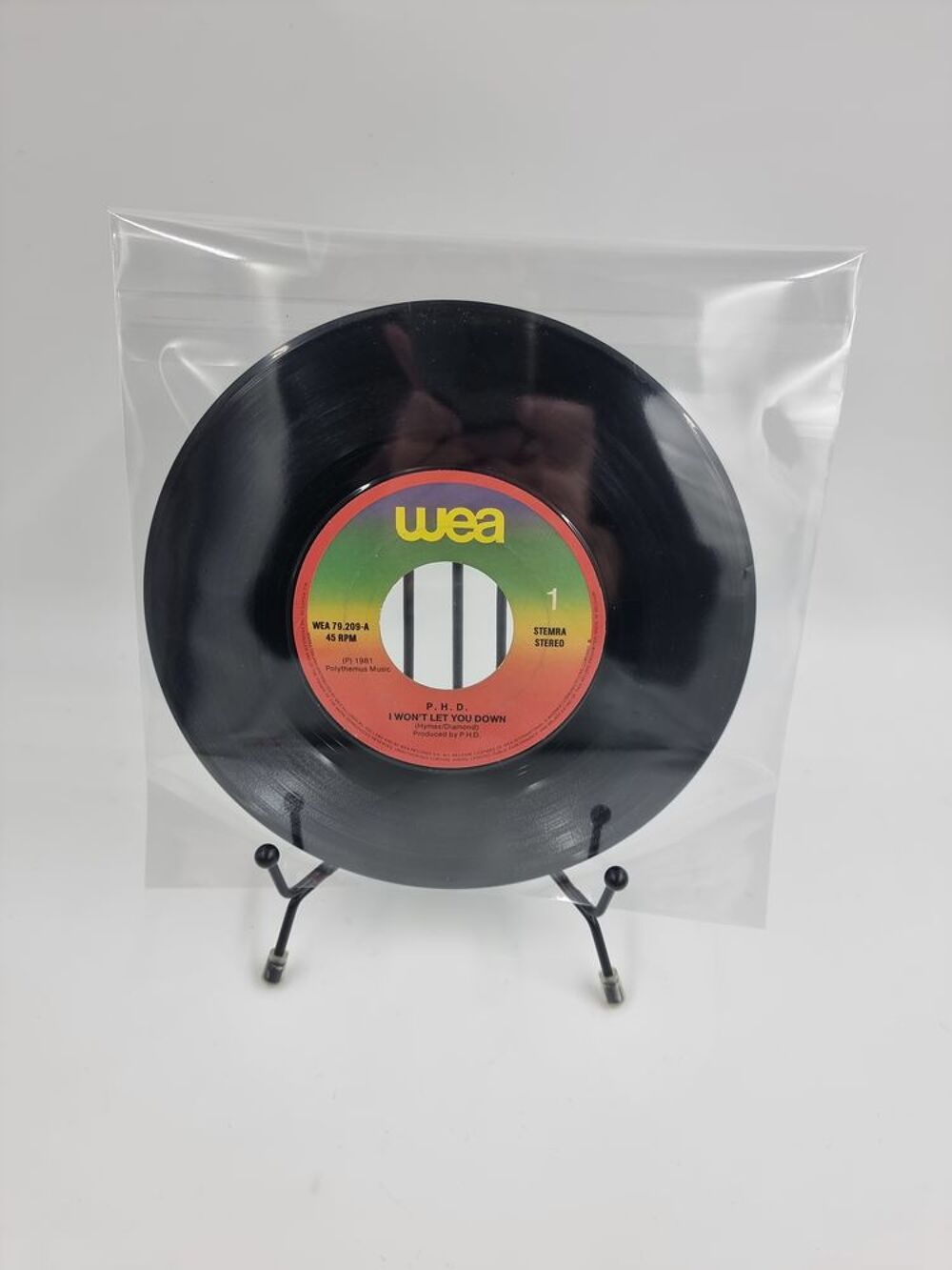 Vinyle 45 tours P.H.D. : I Won't Let You Down / Hideaway CD et vinyles
