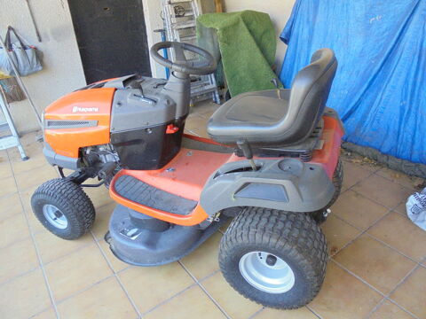 TONDEUSE AUTOPORTEE  HUSQWARNA 1300E ET REMORQUE 1300 Aiguefonde (81)