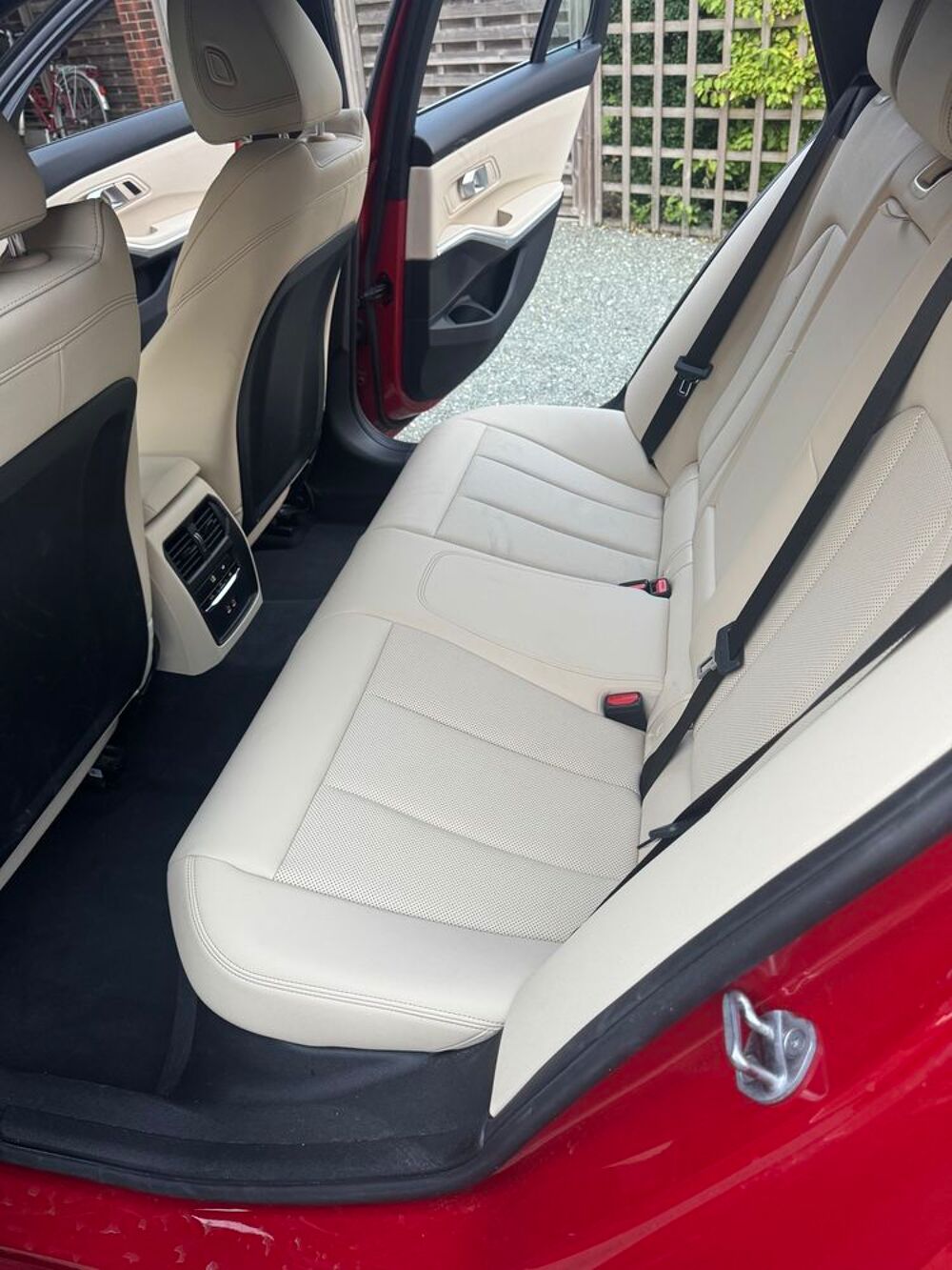 S&eacute;rie 3 Touring 330e 292 ch BVA8 M Sport 2022 occasion 45160 Olivet