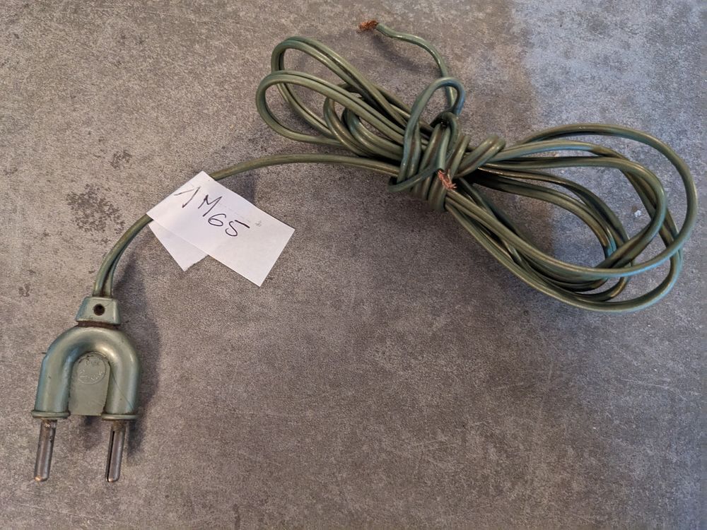 Prise fer a cheval + fil c&acirc;ble &eacute;lectrique 1m65 de lampe JUMO Electroménager