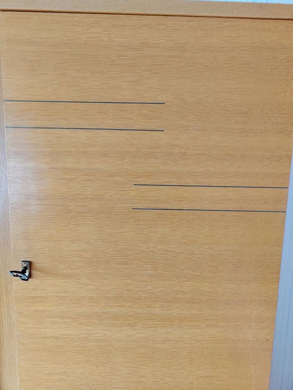 armoire double avec miroir en partie centrale Meubles