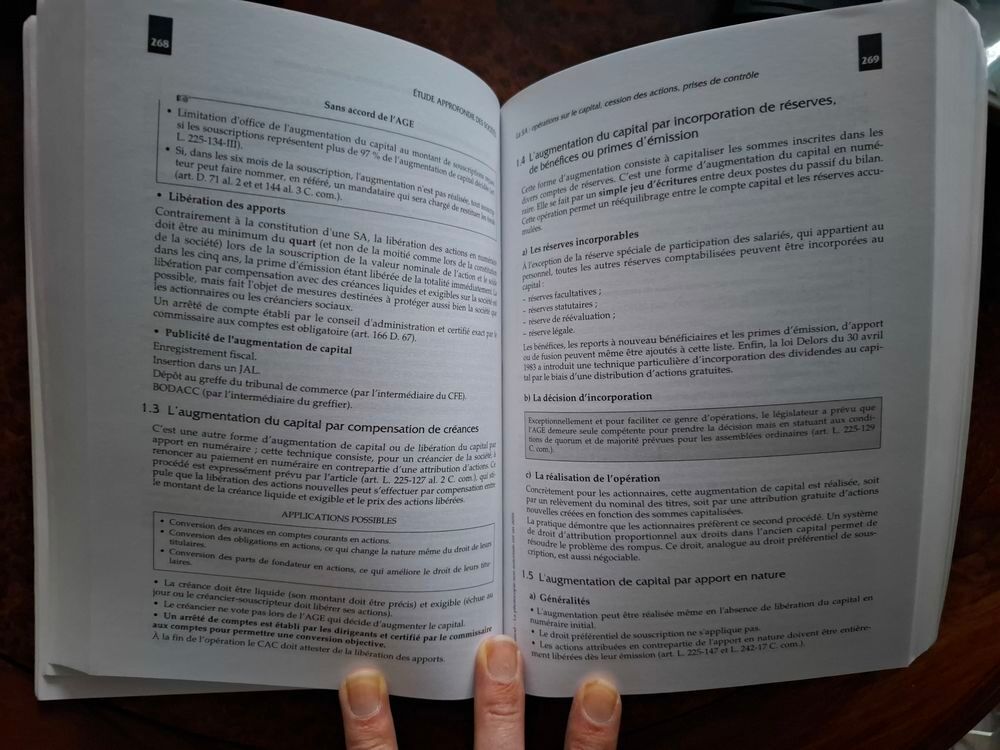 DECF, num&eacute;ro 1 : Droit des soci&eacute;t&eacute;s - Manuel et applications Livres et BD