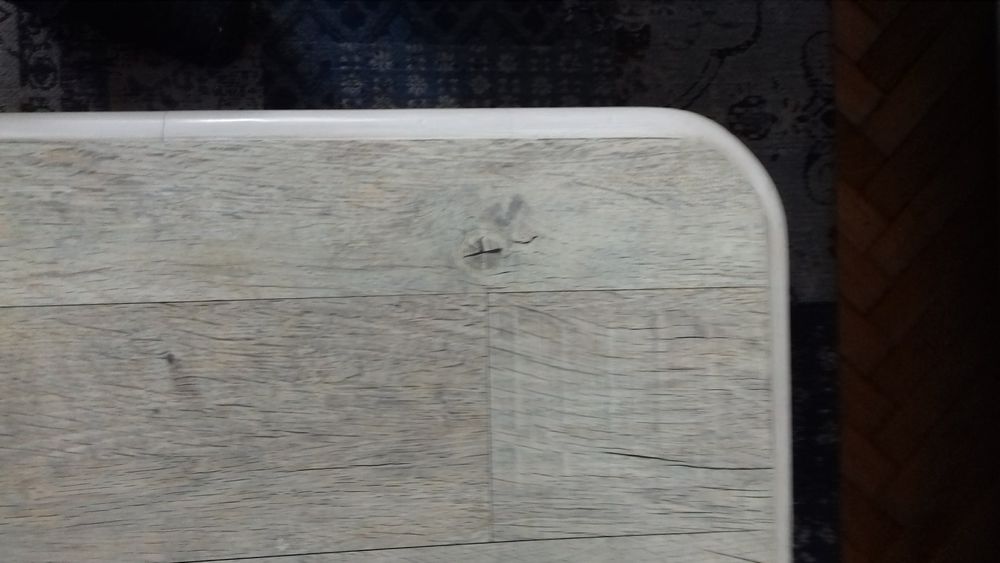 Table basse 
Meubles