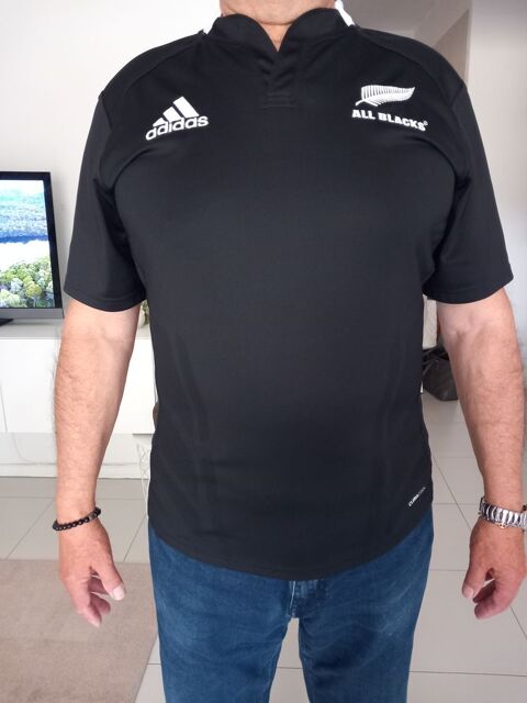 Maillot ALL BLACKS - climacool
35 Montmeyan (83)