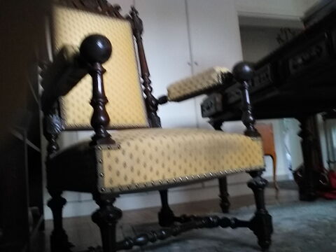 FAUTEUIL ANCIEN LOUIS XIII 150 Boulogne-Billancourt (92)