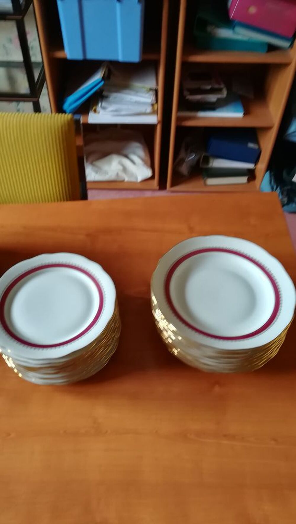 service compleT (92 pi&egrave;ves en porcelaine de Solagne Cuisine