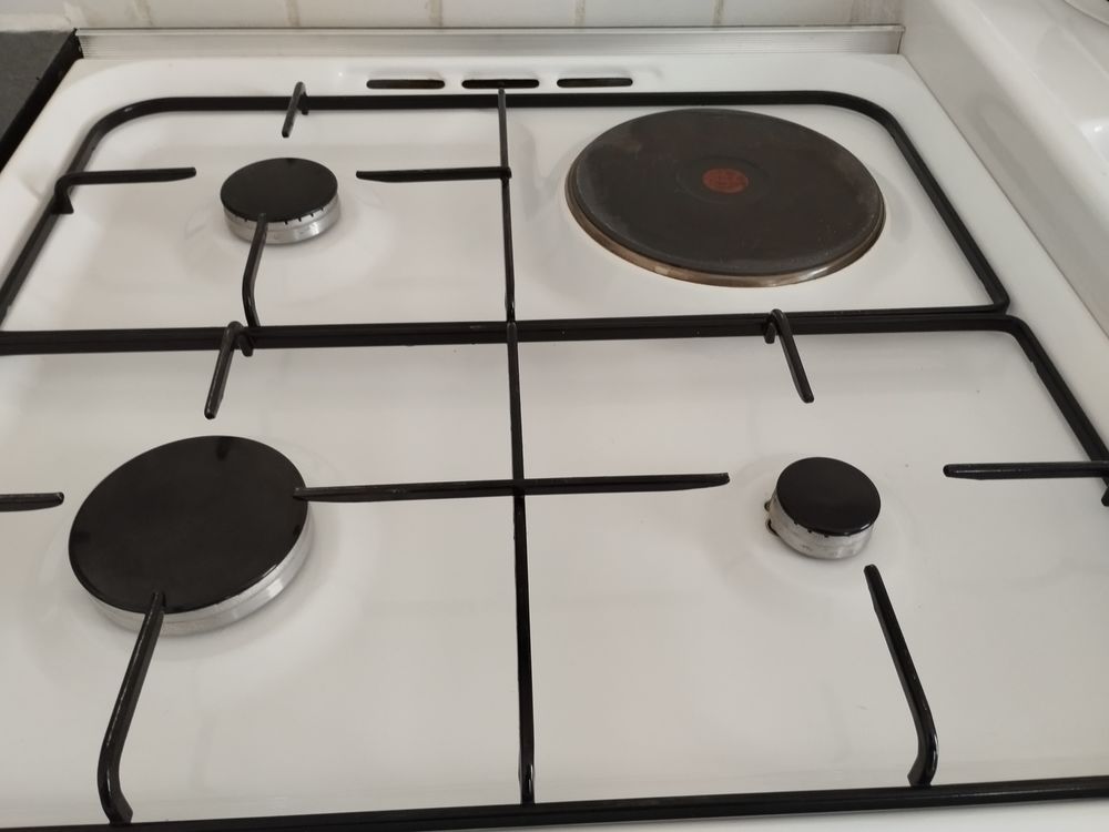 CUISINIERE Electroménager