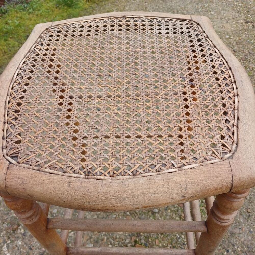 tabouret haut ancien 