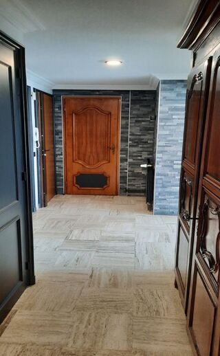  Appartement à louer 3 pièces 76 m²