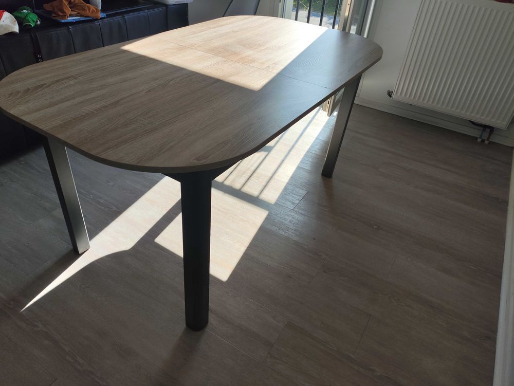 Table a manger Meubles