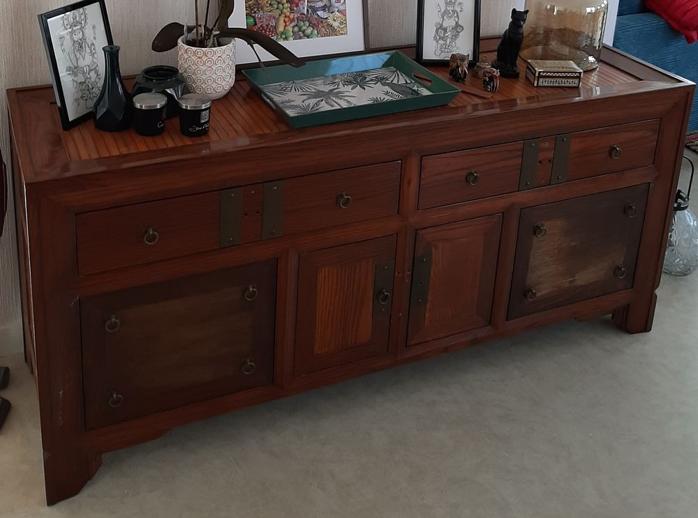 Buffet en bois exotique Meubles