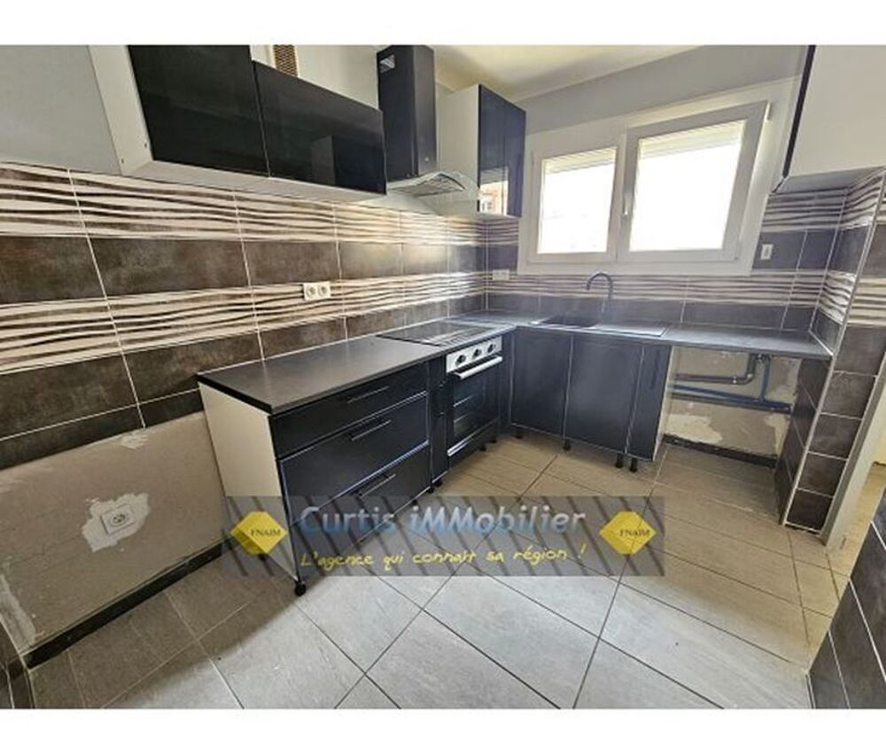 Location Appartement F3 - 67m ² Fraisses