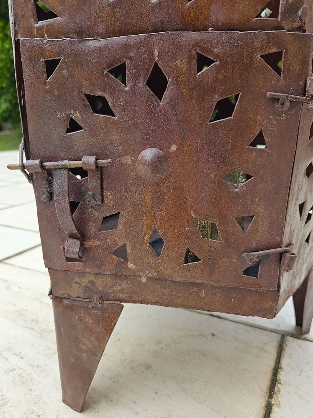 Lanterne en fer forg&eacute;, pi&egrave;ce unique artisanale, faite main Décoration