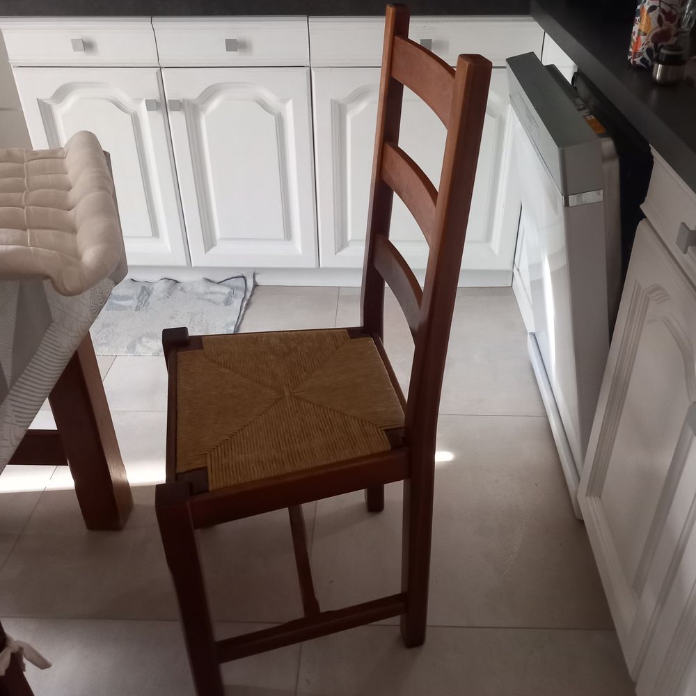 Chaises en paille Cuisine