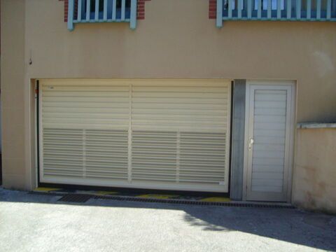  Parking / Garage � louer 15 m� Saint-malo