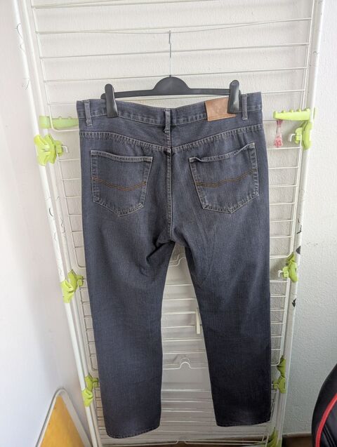 Jean homme ALAIN MANOUKIAN 28 Strasbourg (67)