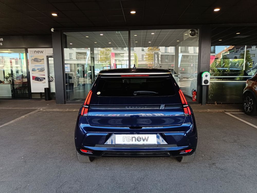 R5 Renault 5 E-Tech Electrique 150 ch autonomie confort Iconic 2025 occasion 95220 Pierrelaye