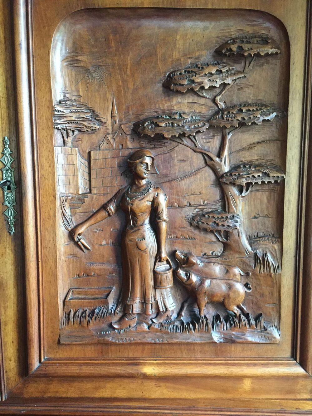 BUFFET ANCIEN Meubles
