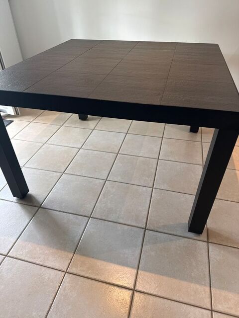Table c�ramique 120x120 cm 200 Le Coudray-Montceaux (91)
