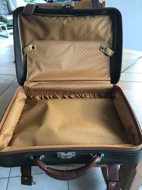 valise cabine souple 30 Saint-Martin-d'Uriage (38)