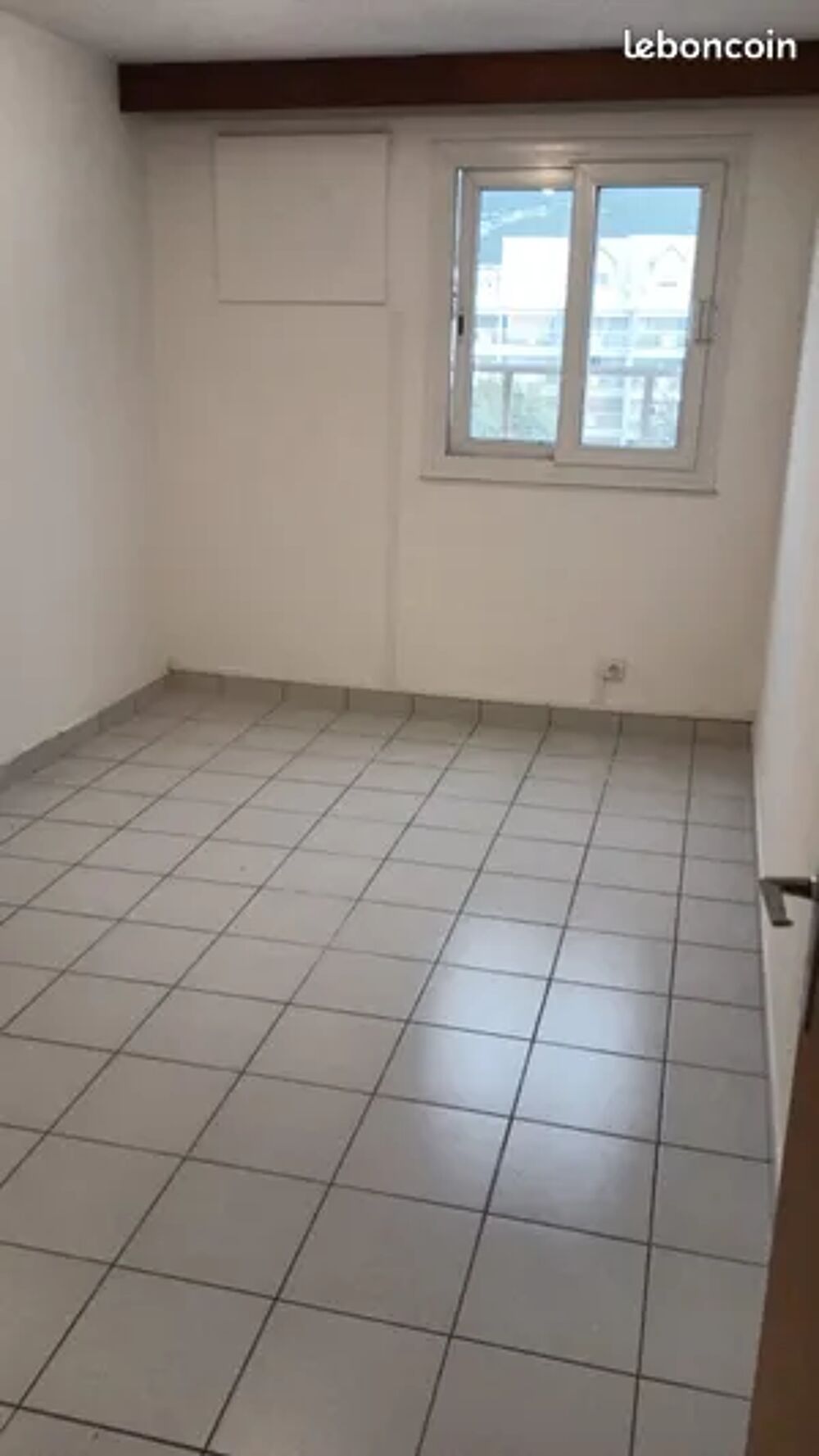 Location Appartement F4 85m² Centre-ville proximité EDF parking & ascenseur Saint-denis