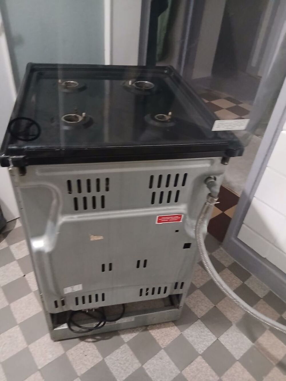 Cuisini&egrave;re Faure br&ucirc;leurs et four gaz de ville Electroménager