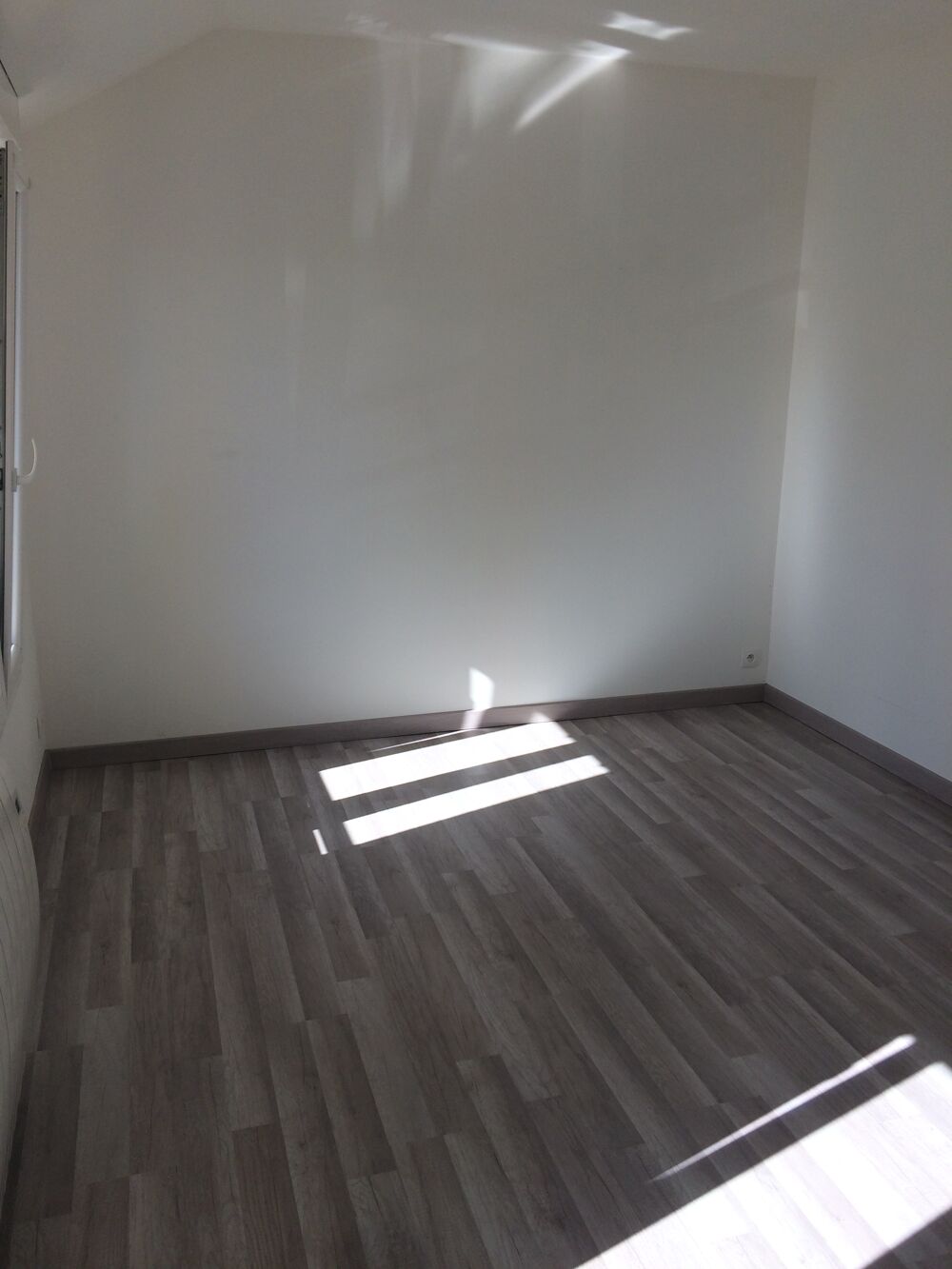 Vente Appartement Appartement 2 pièces - 35m2 - 1 places de parking Saint-rémy-sur-avre