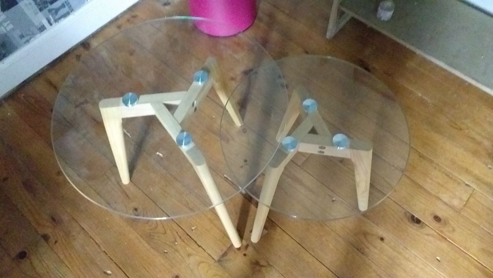 2 tables de salon tr&egrave;s bonne &eacute;tat Meubles