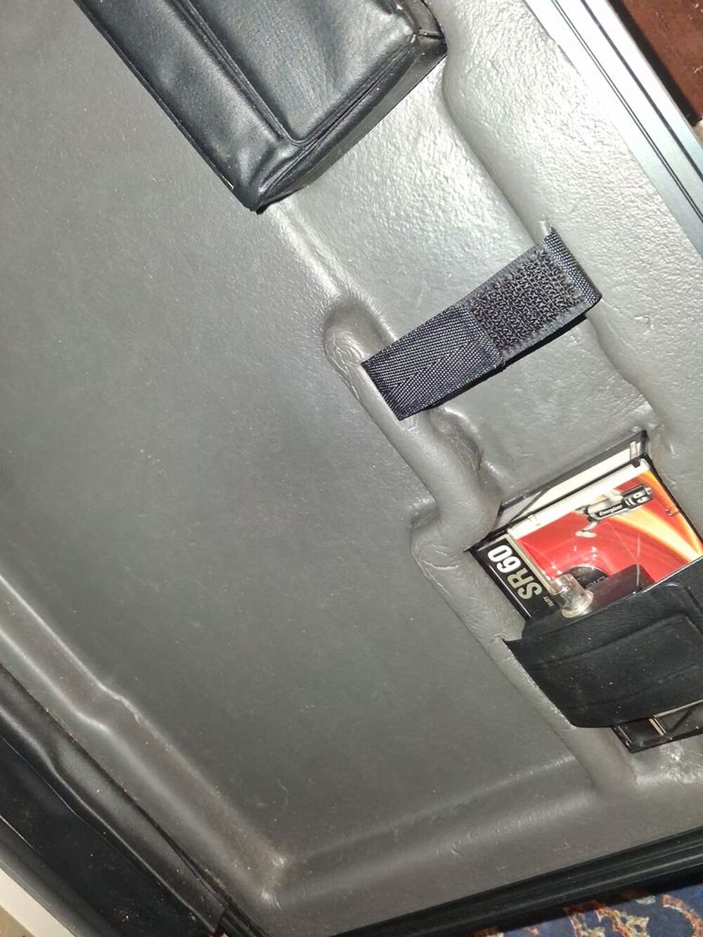 Super 8 Pro Cam&eacute;ra, 107eur 
Comme neuve svp...
Merci bien. Audio et hifi