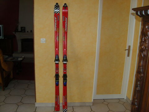SKIS ALPINS 50 Beaugency (45)