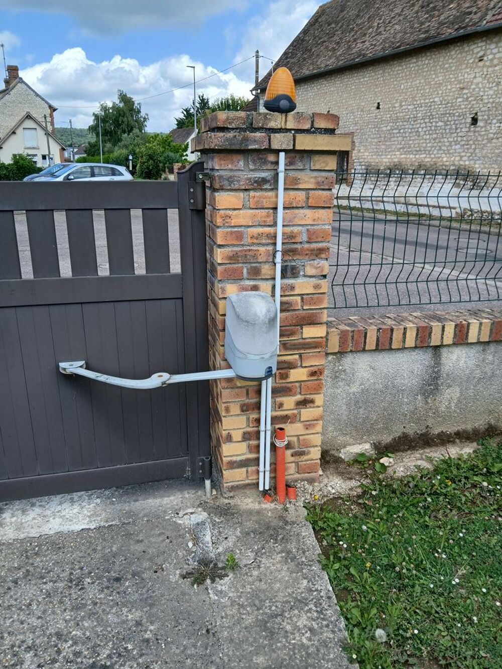 Portail en aluminium
Meubles