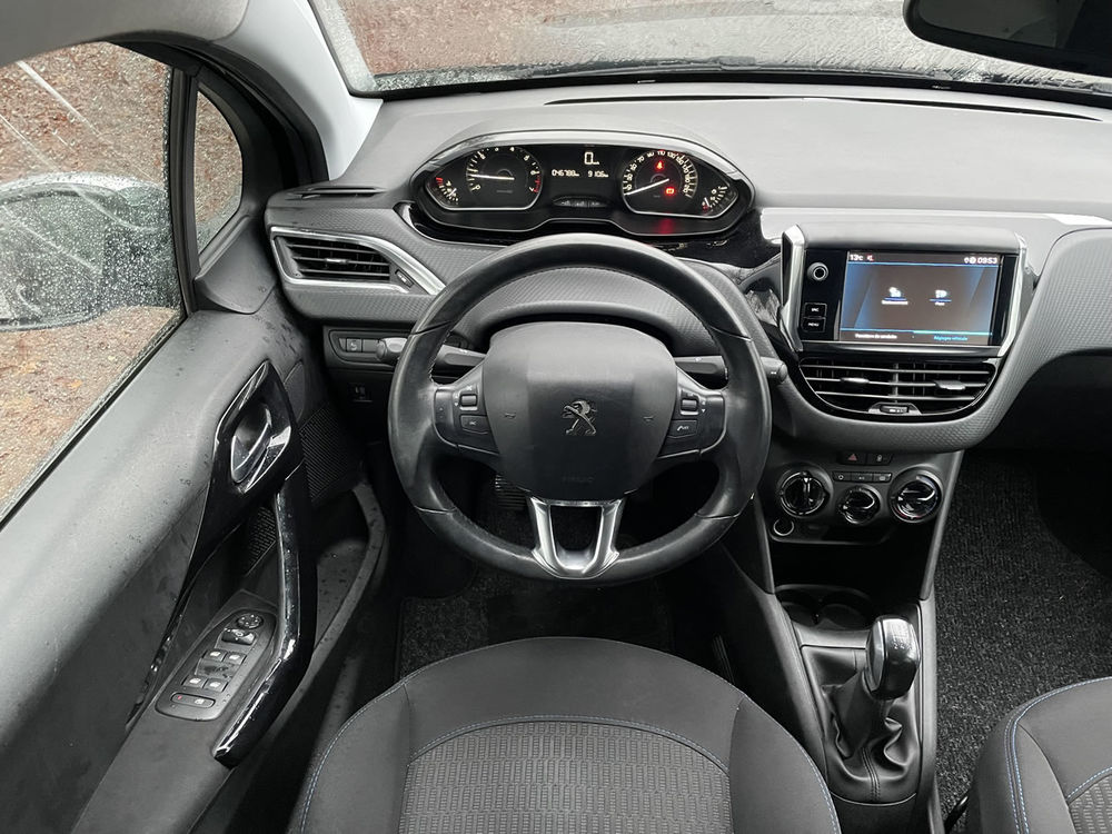 208 5p Signature PureTech 1.2 82 cv 2019 occasion 87280 Limoges