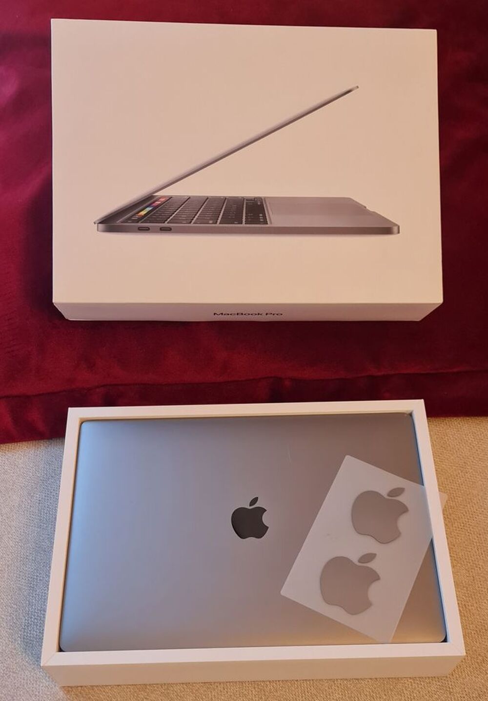 Macbook Pro 13 pouces A2289 EMC 3456 - 2020 Matériel informatique