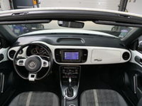 COCCINELLE II Coccinelle Cabriolet 1.2 TSI 105 BMT DSG7 Design 2018 occasion 69330 Pusignan