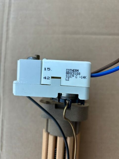Résistance stéatite chauffe eau 200 l neuve Atlantique Ners (30)