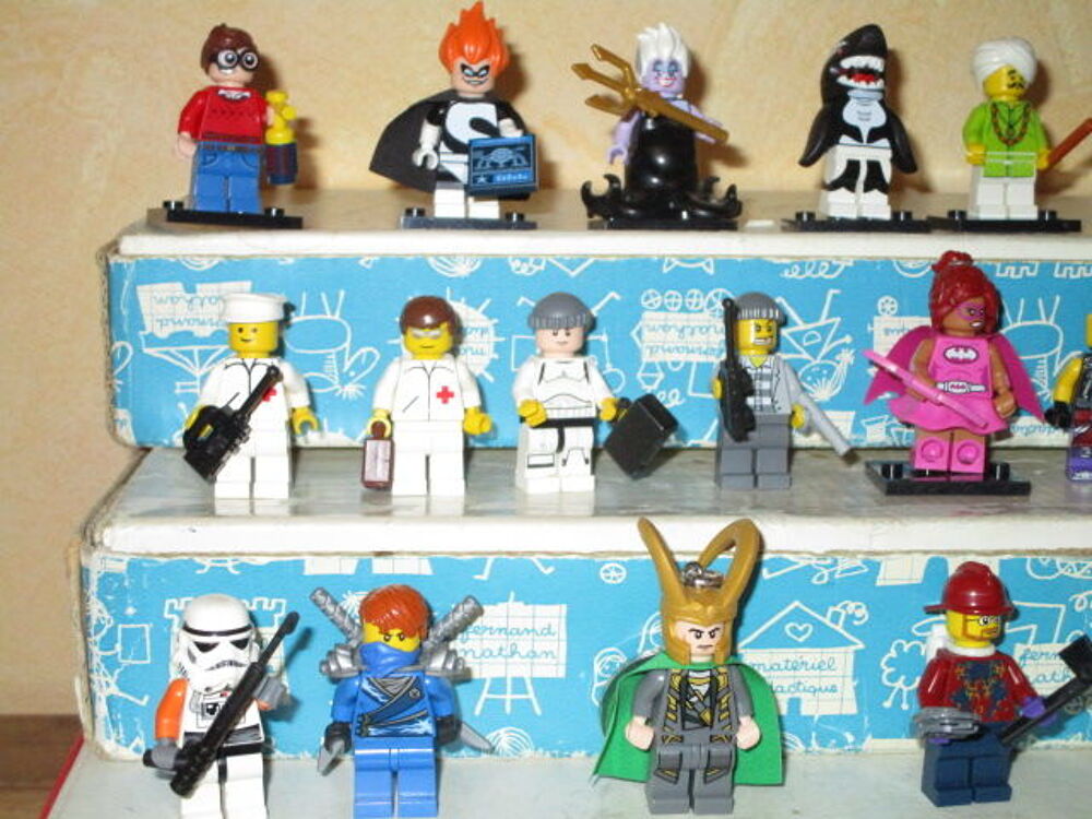  LOT VIEUX LEGO SUPER HEROS Jeux / jouets