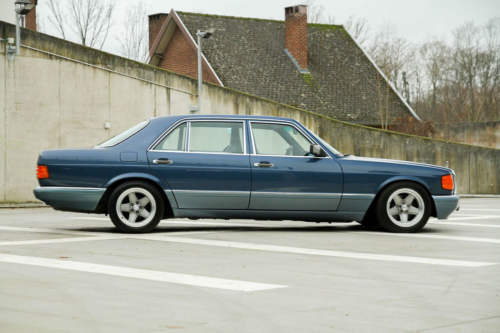 560 SEL 1990 occasion 59310 Auchy-lez-Orchies