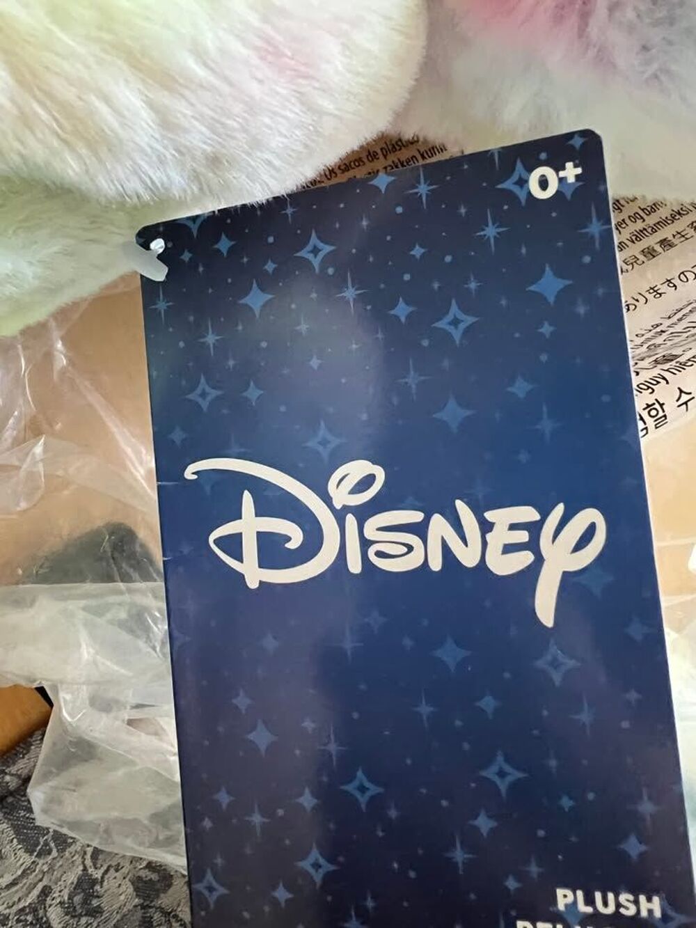 Peluche Neuve avec &eacute;tiquette Stitch de p&acirc;ques Disney, person Jeux / jouets