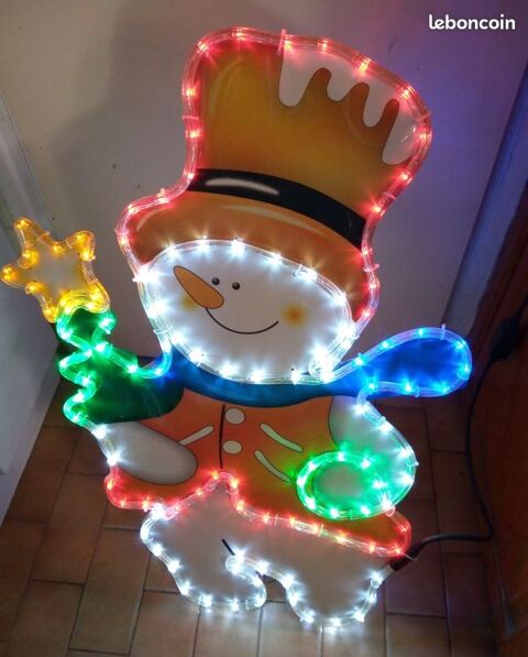 bonhomme de neige illuminé 20 Beauchamp (95)