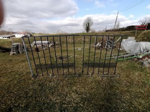 Galerie de toit de fourgon Renault 500 Hasparren (64)